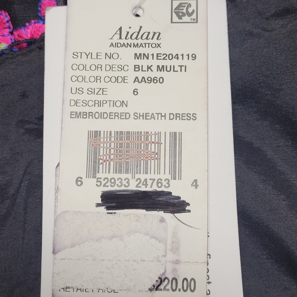 🆕️Aidan Mattox Black Floral Mini Embroidered Sheath Dress Size 6 - Picture 9 of 15